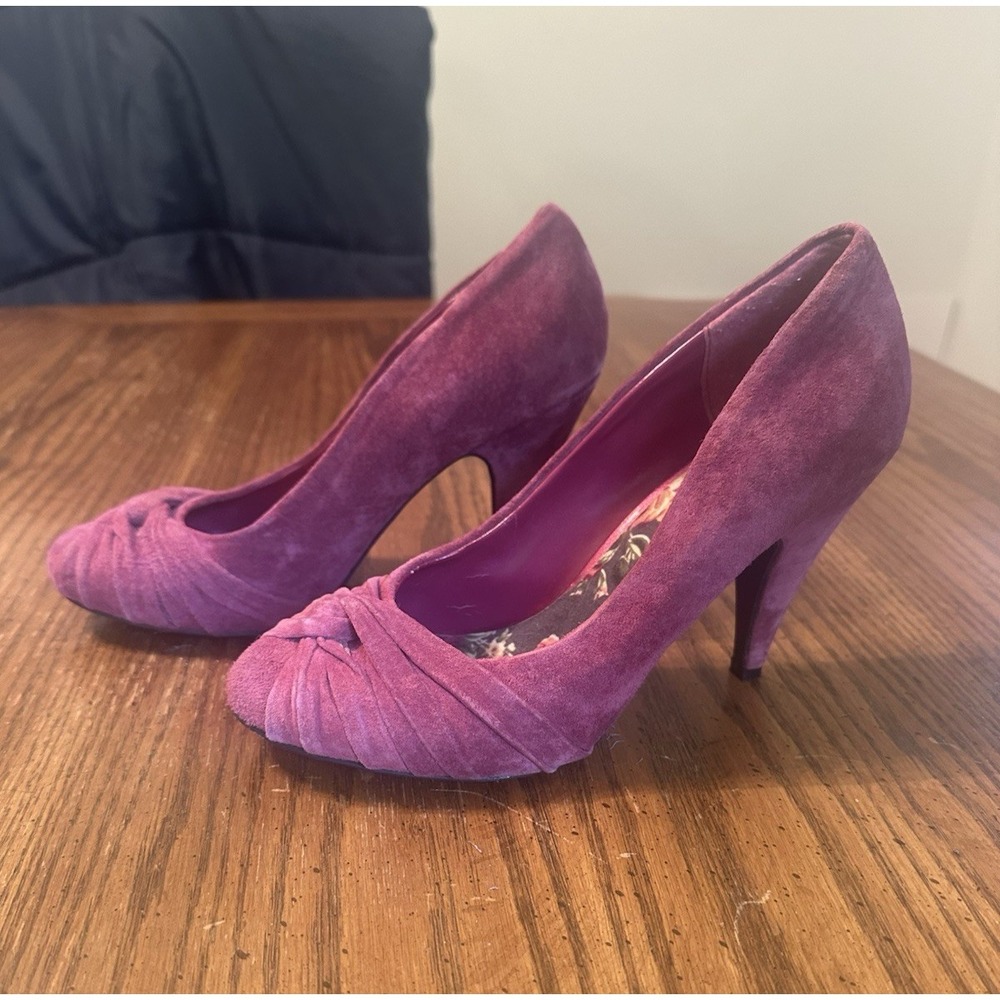 Rocket Dog Burgundy Wine Suede Peep Toe Heels Womens 8 Vibrant Office Career